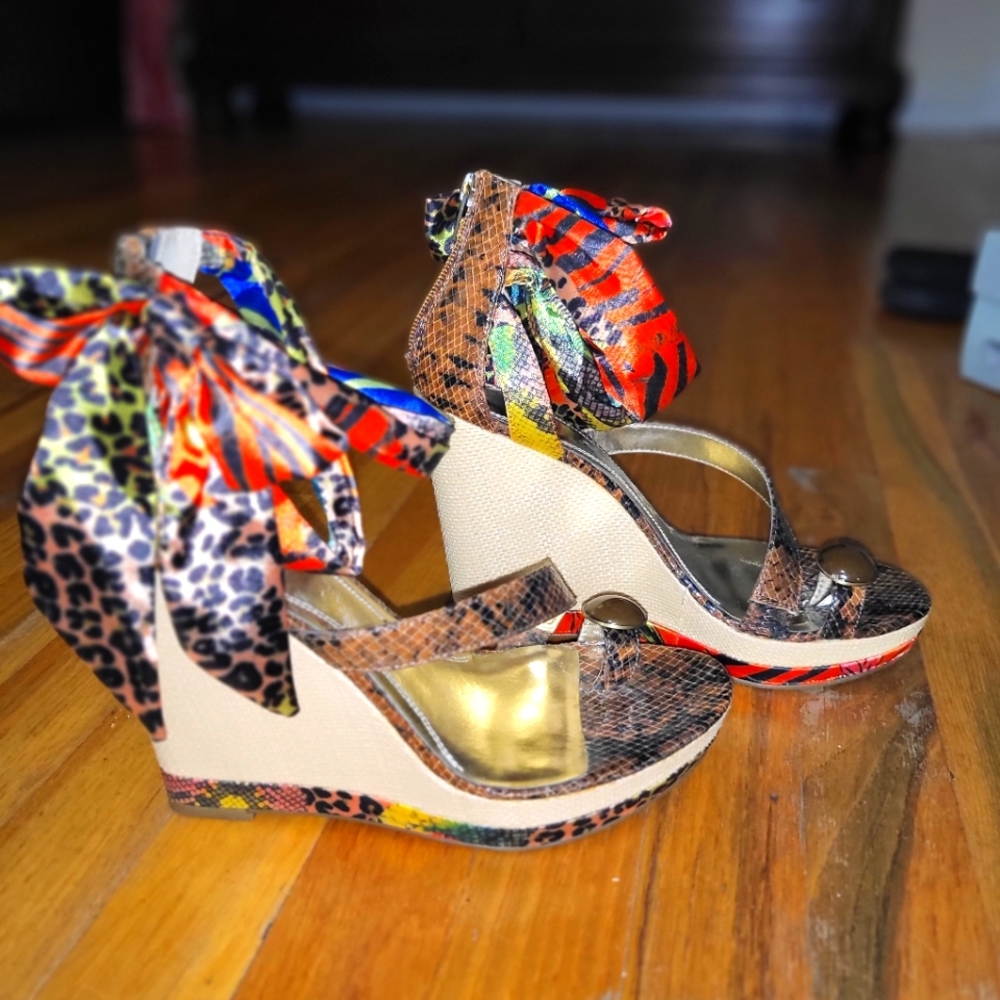 Wedge sandals